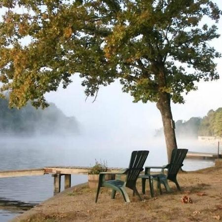 #05 - Lakefront Two Bedroom Cottage- Pet Friendly Хот Спрингс Екстериор снимка